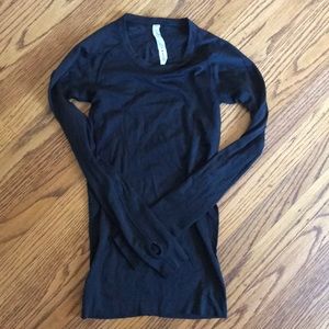 Lululemon long sleeve swiftly tech shirt